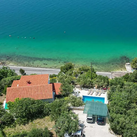 Agmatosa Iii Ferienhaus